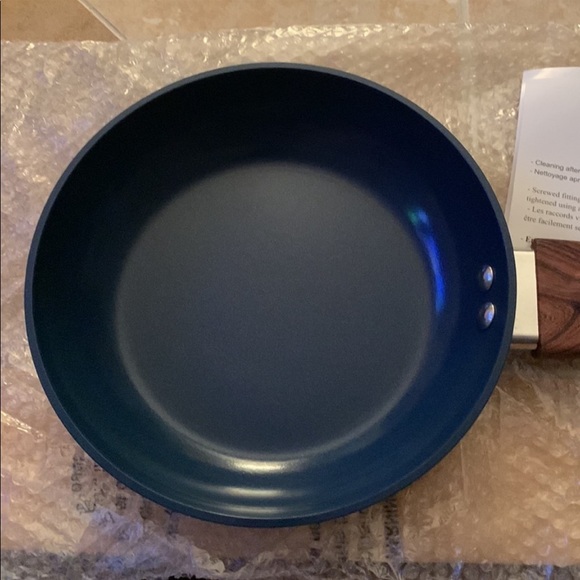 Phantom Chef 8” Non-Stick Fry Pan. - Picture 2 of 9